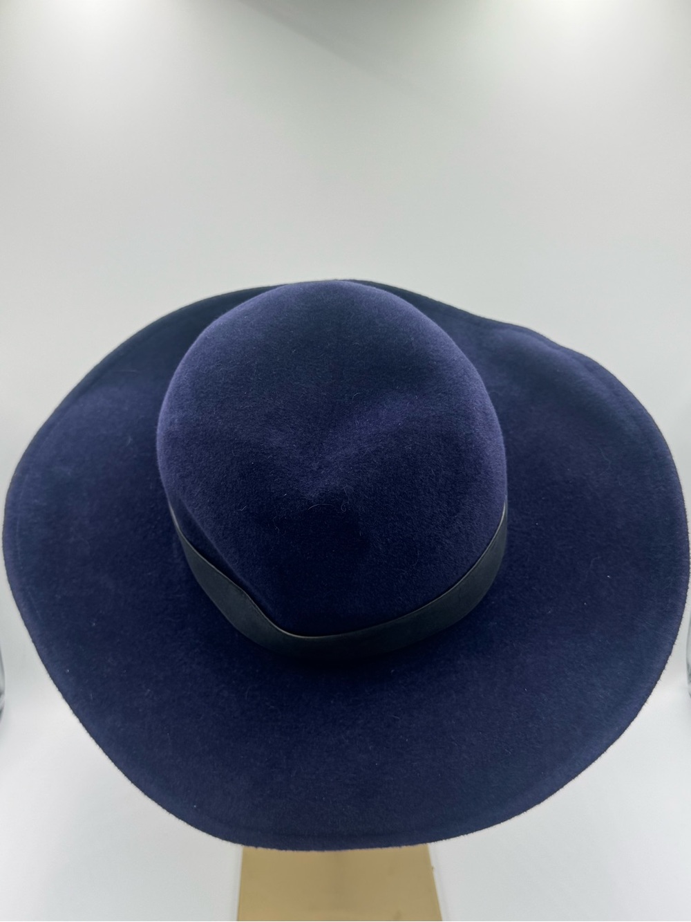 Theory Deep Navy Round-Brim Hat Gigi Burris Milliner NWT